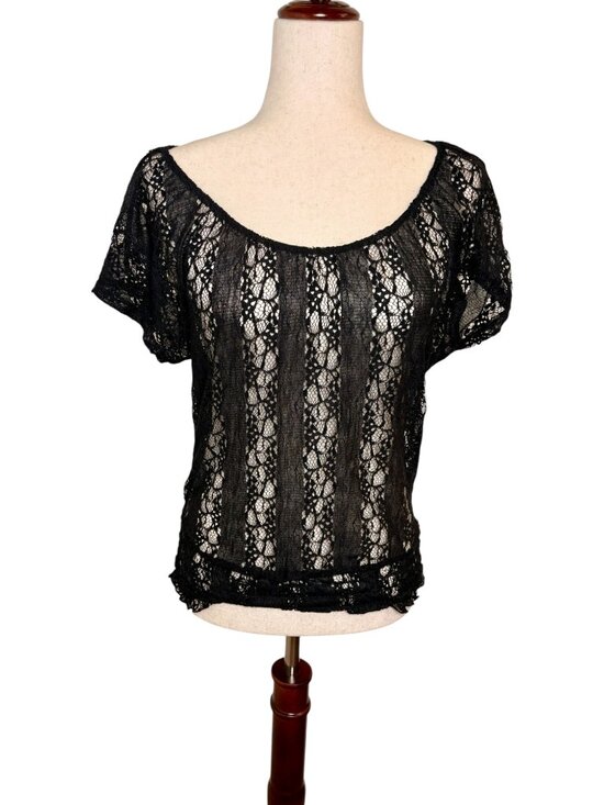 Source Unknown Tops - Black Sheer Lace Short Sleeve Top Romantic Goth Coquette Boho Large